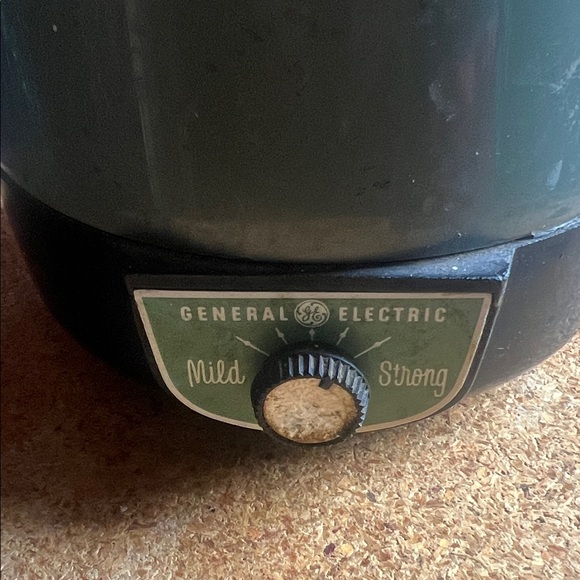 Classic Green Coffee Percolator - Picture 2 of 4